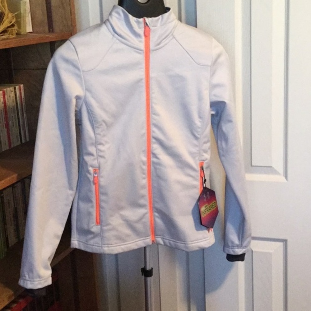 Under Armour 1 left!
